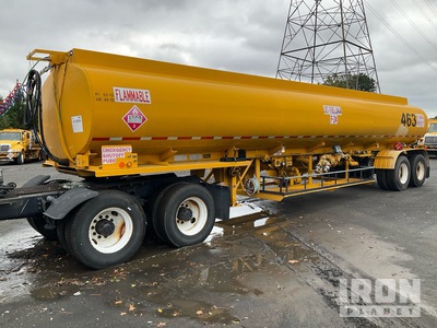 2013 Isometrics 8000 gal T/A Tanker Trailer