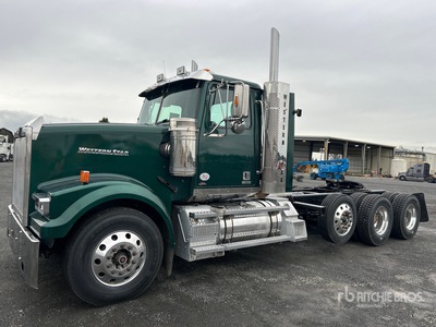 2021 Western Star 4900 8x4 Tri/A Day Cab Truck Tractor