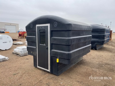 Koenders Mfg 7 ft x 7 ft Ice Shack その他 - 店舗 & 倉庫