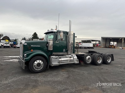 2021 Western Star 4900 8x4 Tri/A Day Cab Truck Tractor