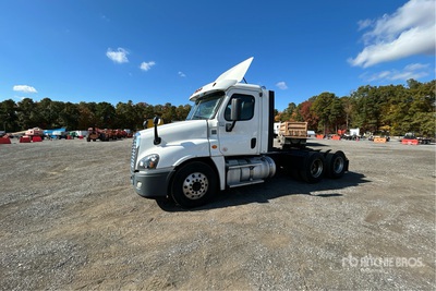 2018 Freightliner Cascadia 125 6x4 Cabeza Tractora Cabina Corta