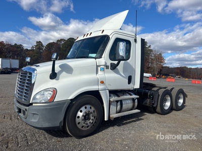2017 Freightliner Cascadia 125 6x4 T/A Day Cab Truck Tractor