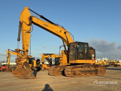 2018 Cat 335F LCR Tracked Excavator