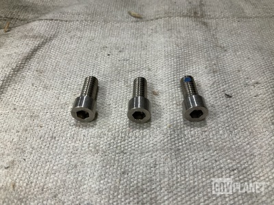 (190) Land-Sea-Air Machined 935F432-22 Self-Locking Screws