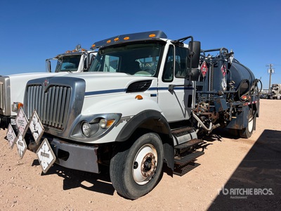 2013 International 7400 4x2 Treatment Truck