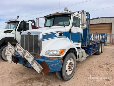 2007 Peterbilt 335 6x4 Pritsche-Lkw