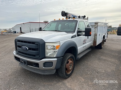2013 Ford F-550 XL 4x4 Extended Cab Service Truck