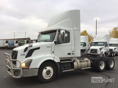 2016 Volvo VNL64T300 6x4 T/A Day Cab Truck Tractor