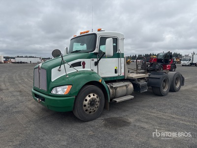 2016 Kenworth 6x4 トラックトラクター（T/A）