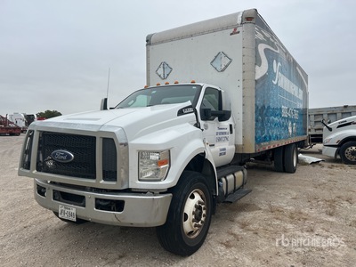 2017 Ford F-750 4x2 Van Truck