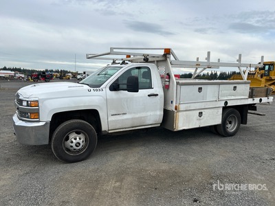 2018 Chevrolet Silverado 3500HD 4x2 Flatbed Truck