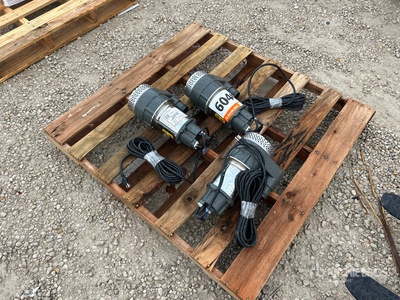 Quantity of (3) Mustang MP4800 2 in Bomba de agua sumergible eléctrica (Unused)