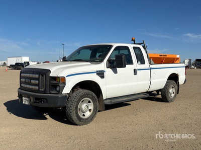 2009 Ford F-350 XL Extended Cab Spreader Truck
