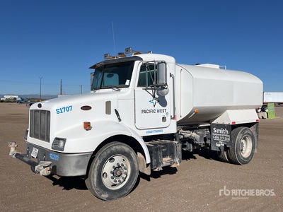 2002 Peterbilt 330 4x2 Water Truck