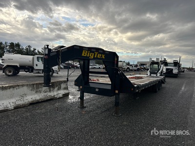 2021 Big Tex 25GN-25BK+5MR 31 ft T/A Gooseneck Geräteanhänger