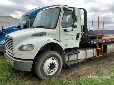 2016 Freightliner M2 106 4x2 Camion à ridelles (Inoperable)