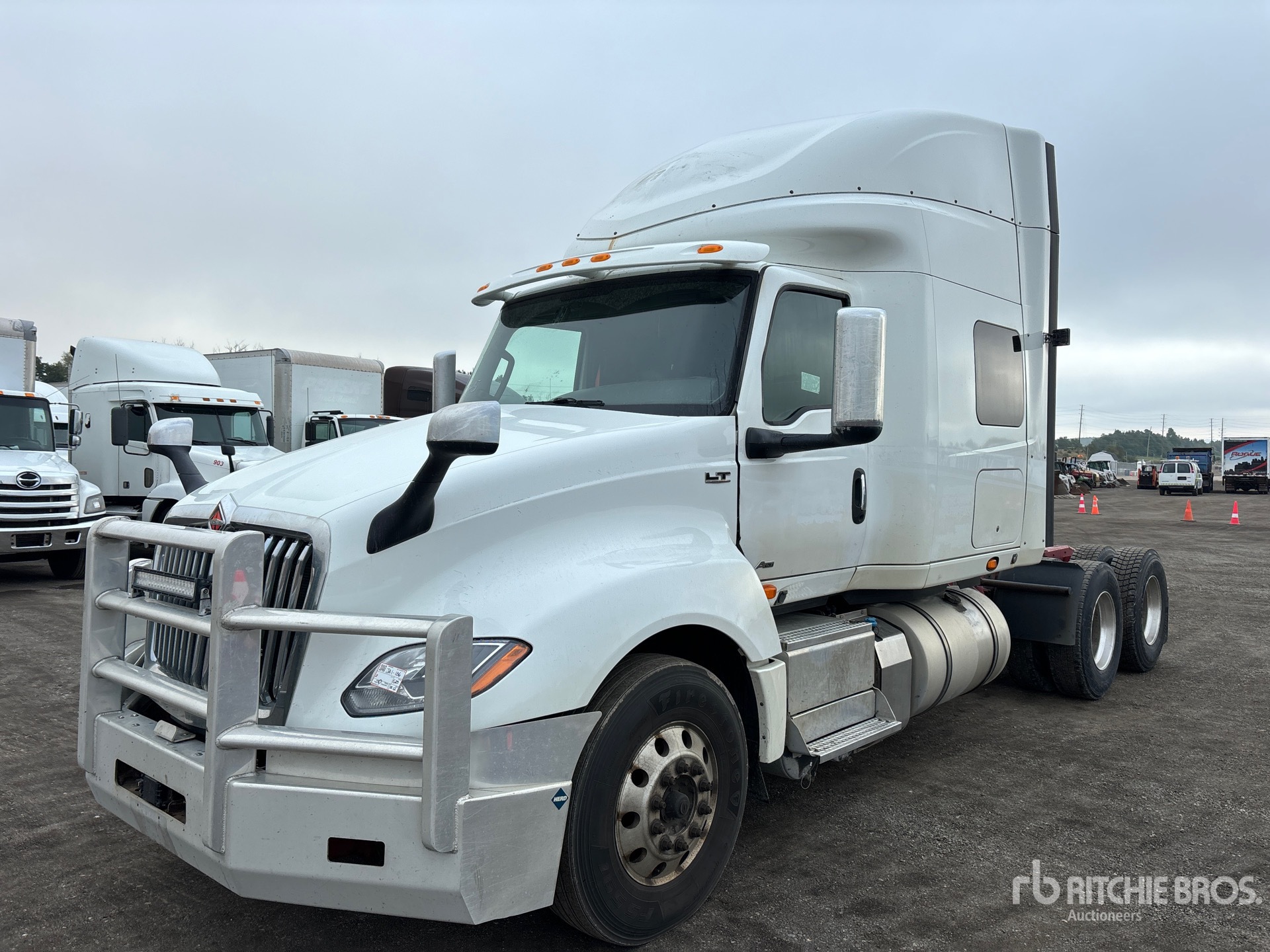 2021 International LT625 6x4 T/A Sleeper Truck Tractor