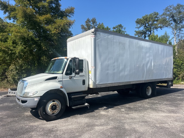 2014 International 4300 4x2 Van Truck