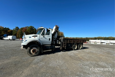 2008 Magnum Knuckle Boom on 2007 International 7600 6x4 Boom Truck