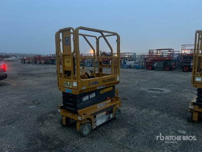 2021 XCMG XG1330DC Electric Scissor Lift