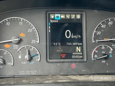 2018 Freightliner Cascadia 126 6x4 Ciągnik siodłowy T/A z kabiną sypialną