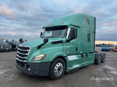 2018 Freightliner Cascadia 126 6x4 T/A Sleeper Truck Tractor