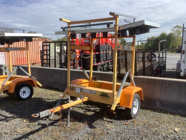 2014 Solar Tech  Arrow Board (Inoperable)