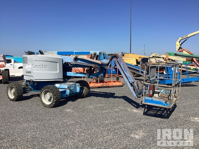 ELEVADOR ARTICULADO 2015 GENIE 4WD Z4525J