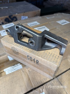 Lot of (396) Bracket, Engine