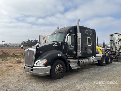 2020 Kenworth T680 6x4 Cabeza Tractora Cabina Dormitorio