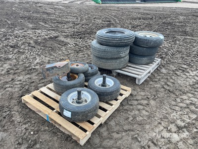 Quantity of (2) Akuret 205/75R14 Tires