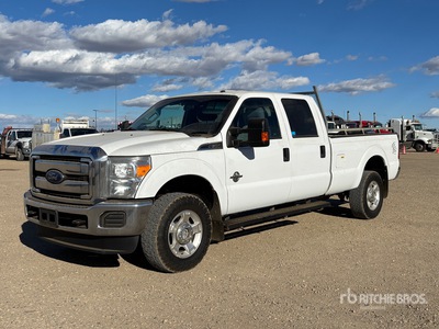 2015 Ford F-350 4x4 Crew Cab Pickup