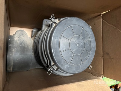 New Holland CR8090 Air Box