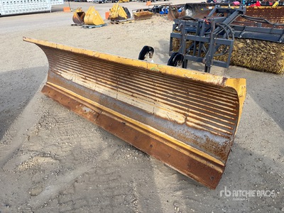 2019 Cat 120 in Snow Blade - Fits 420/430