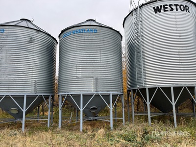 Chief Westland +/- 2600 bu 5 Ring Hopper Grain Bin