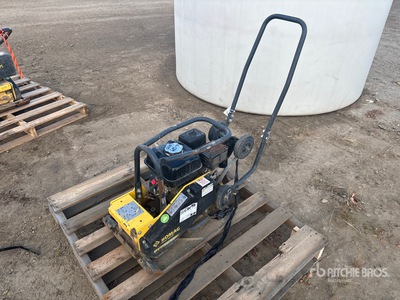 2021 Bomag BVP18/45 Plaque vibratoire (Inoperable)