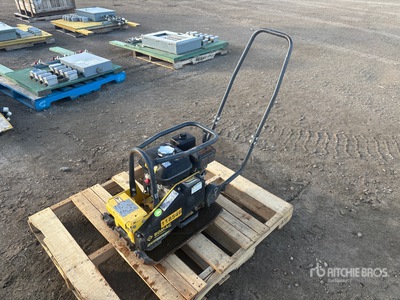 2021 Bomag BVP18/45 Plaque vibratoire