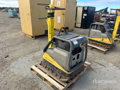 2021 Wacker Neuson DPU6555Heh Plancha compactadora (Inoperable)