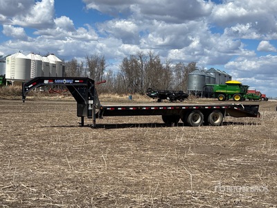 Load Max 26 ft T/A Gooseneck Equipment Trailer