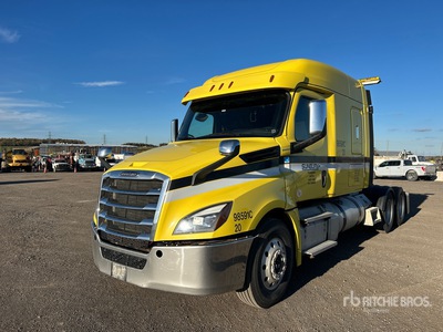 2020 Freightliner Cascadia 126 6x4 T/A Sleeper Truck Tractor