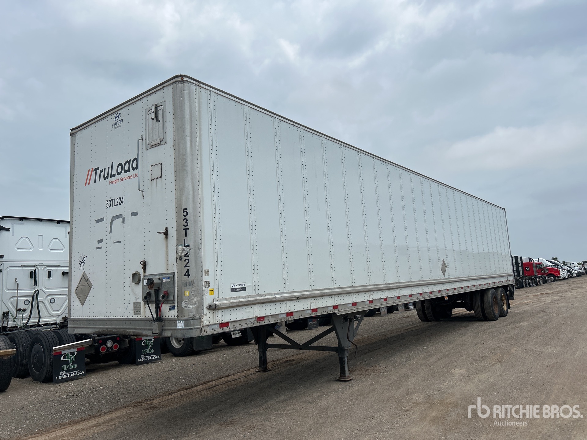 2019 Hyundai 53 ft x 102 in T/A Van Trailer