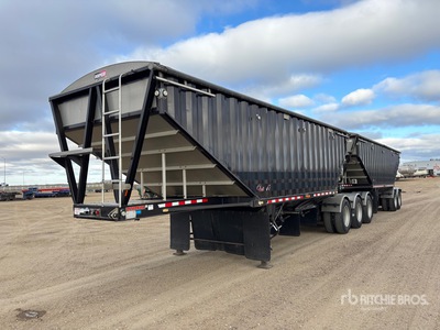 2019 Doepker 27 ft Super B-Train Lead Grain Trailer
