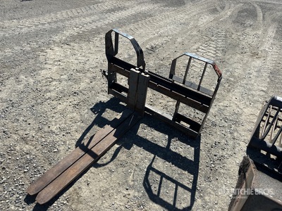 Bobcat 48 in Skid Steer Forks