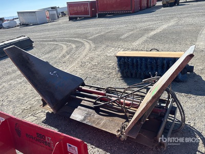 Skid Steer Paver Attachment スキッドステア付属部品