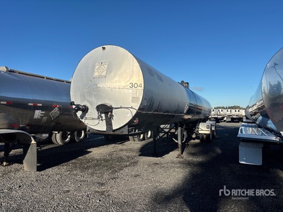 1974 Etnyre T/A Spread Axle Remorque citerne