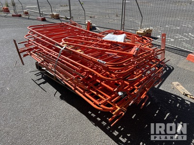 Quantity of 2200 mm x 900 mm Temporary Gates & Staccionata