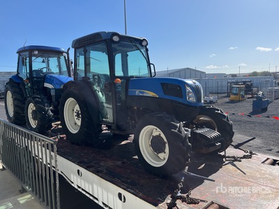 New Holland T4030F トラクター
