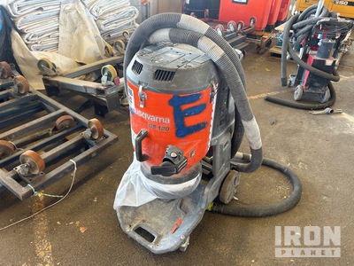 2022 Husqvarna DE 120 Vacuum Cleaner