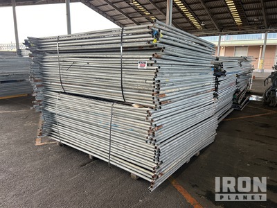 Quantity of 2400 mm x 2100 mm Temporary Staccionata