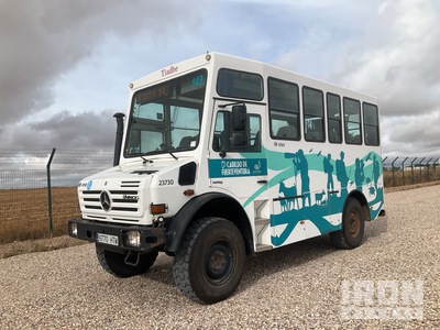 2013 Mercedes Benz Unimog Unvi 4x4 21-Seat Mini Bus